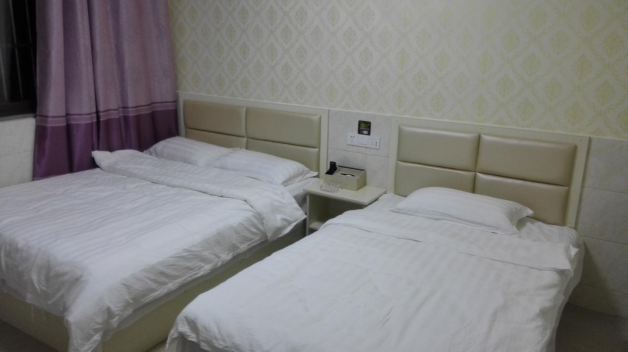 Lu Huai Inn-Lukou Airport Branch Нанкин Экстерьер фото