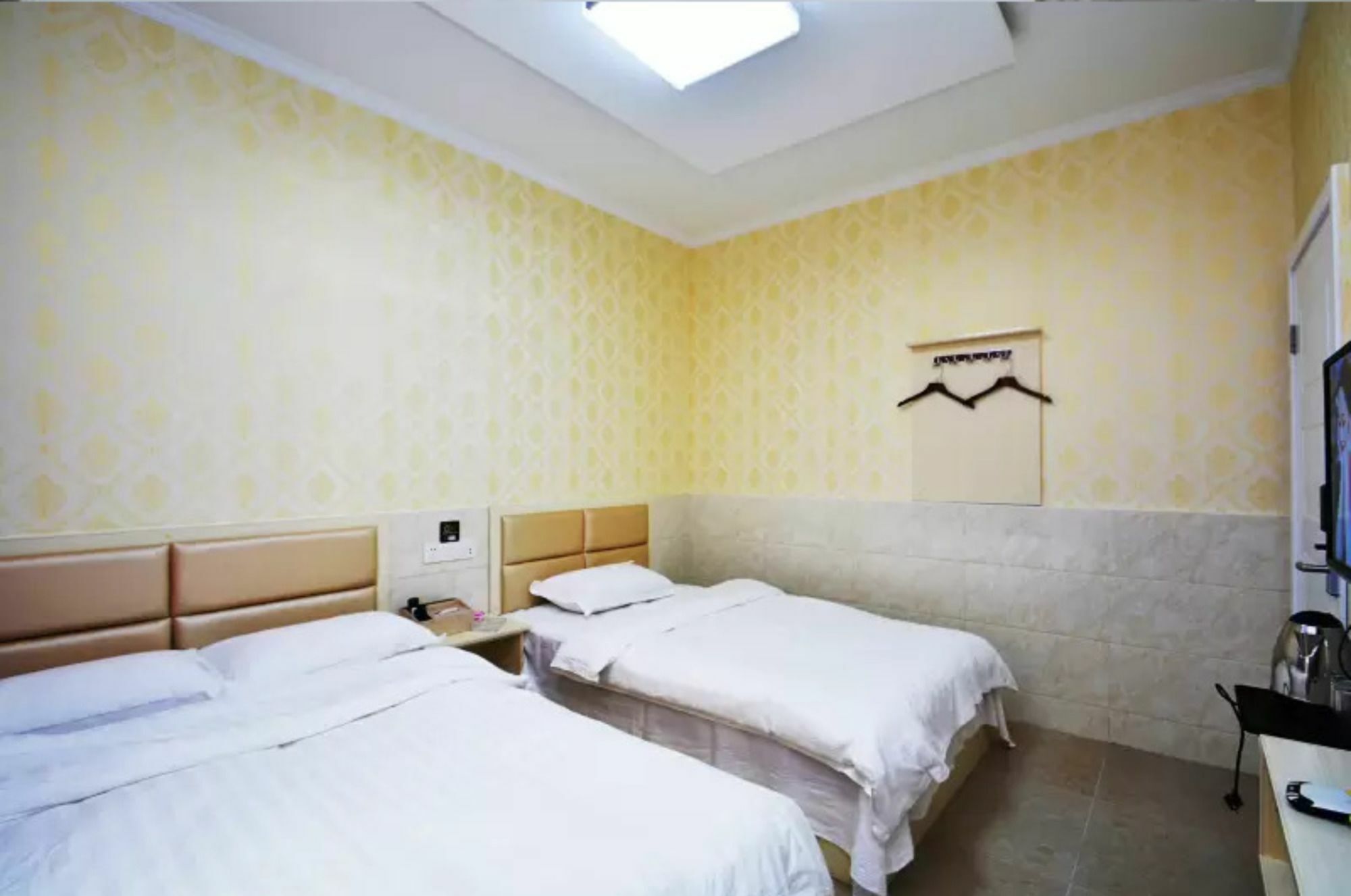 Lu Huai Inn-Lukou Airport Branch Нанкин Экстерьер фото